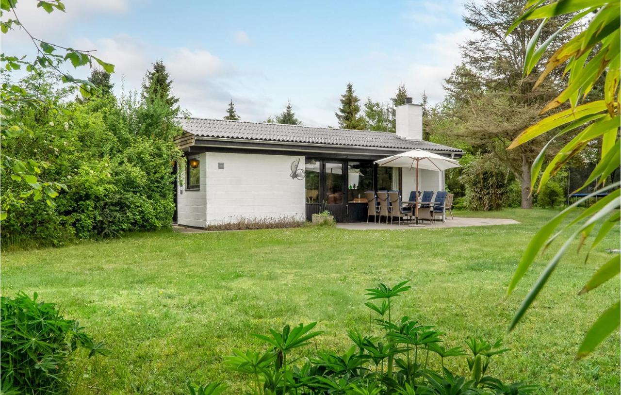 Amazing Home In Kalundborg With Kitchen Экстерьер фото